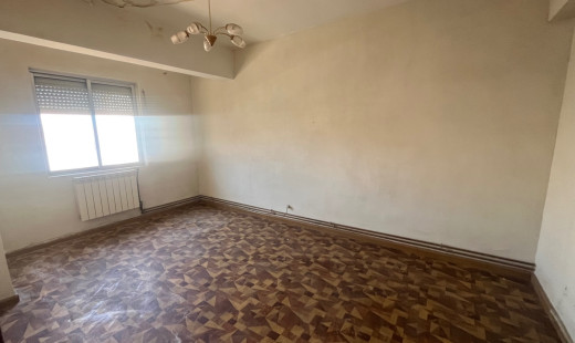 Venta - Piso -
Valladolid - San Juan