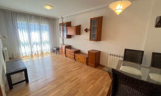 Venta - Piso -
valladolid - Villa del Prado