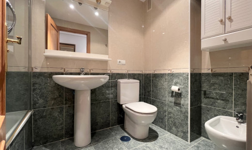 Venta - Piso -
valladolid - Villa del Prado