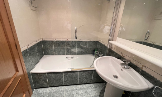 Venta - Piso -
valladolid - Villa del Prado