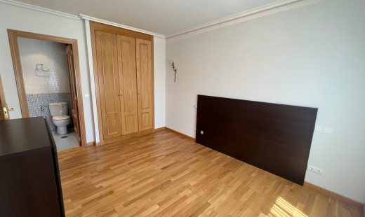 Venta - Piso -
valladolid - Villa del Prado